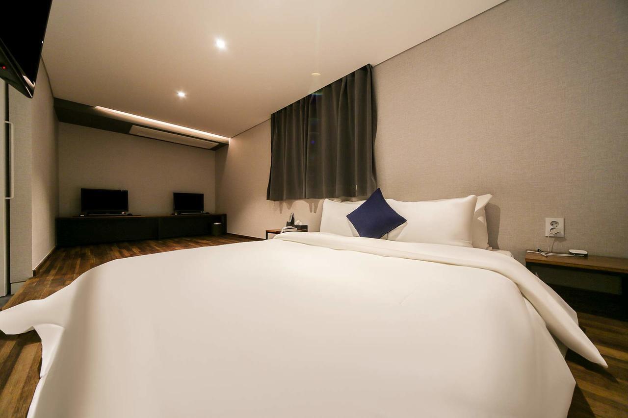 Hotel U Uijeongbu Ngoại thất bức ảnh